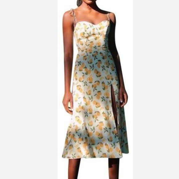 Reformation Juliette dress (2) - Picture 2 of 3